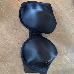 Victoria's Secret Black and Cream Bra